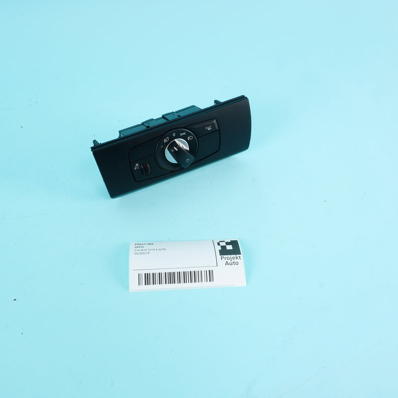 07-14 OEM BMW Headlight Switch with Trim HUD M5 X5M X6M 9135579 E70 E60 E71