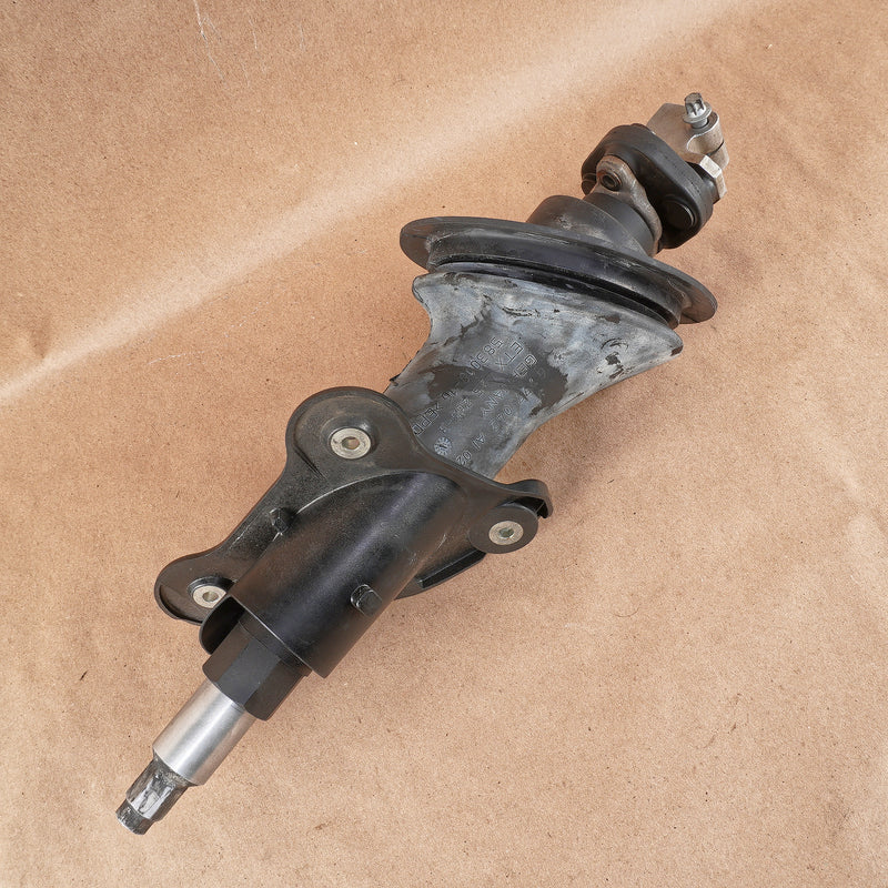 07-19 OEM BMW Steering Shaft Assembly w/Boot X5M X6M X5 X6 6796542 E70 F15 E71