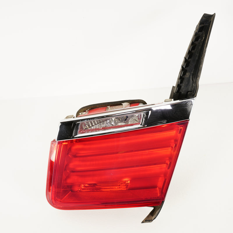 09-12 OEM BMW Rear Right Trunk Lid Tail Light 7 Series 7182206 F01 F02 F04