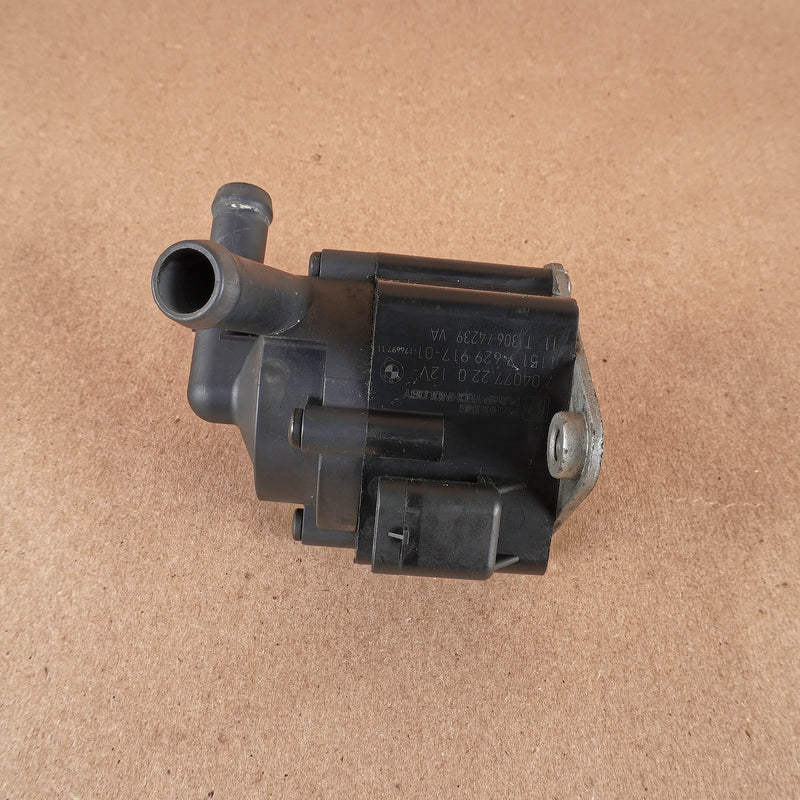 09-14 OEM BMW Auxiliary Water Pump w/Bracket X5M X6M S63 7629917 E70 E71