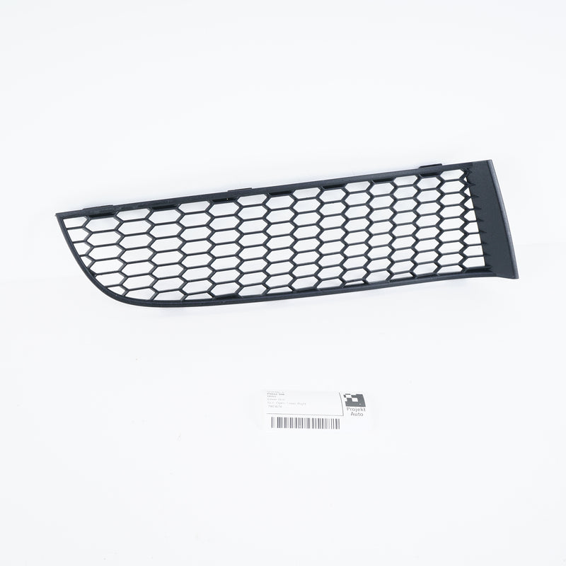 09-15 OEM BMW Front Right Lower Grill M-Sport Bumper 7903674 F01 F02 F04