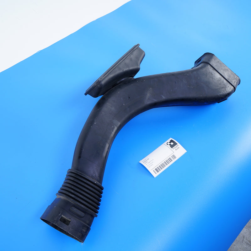09-19 BMW Right Air Intake Duct N63 650i 7577472 F01 F02 F04 F10 F13 F06 F12