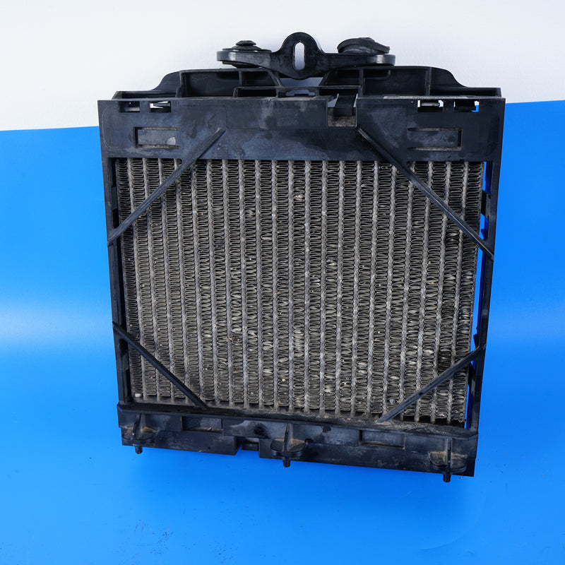 09-19 OEM BMW Engine Oil Cooler 7572542 F01 F02 F04 F10 F13 F06 F12 F07