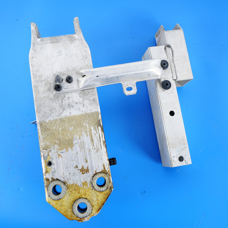 09-19 OEM BMW Front Left Bumper Support 7253877 F01 F02 F04 F10 F13 F06 F12 F07