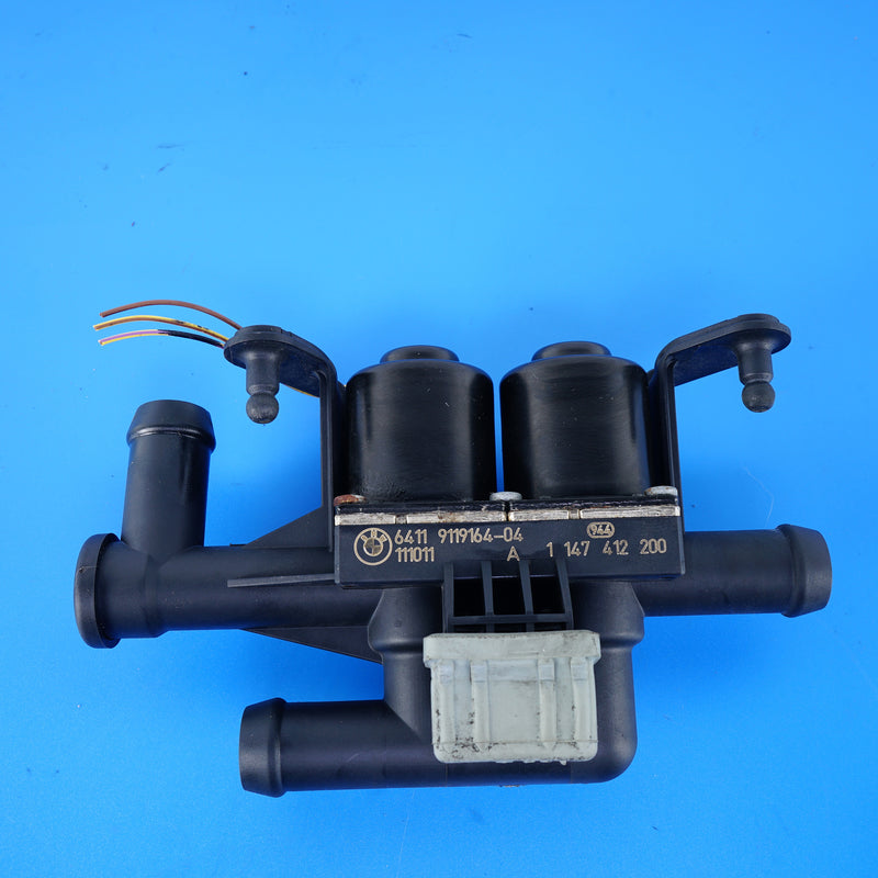 09-21 OEM BMW Heater Valve 93.7K 9119164 F01 F02 F04 F10 F13 F06 F12 F07