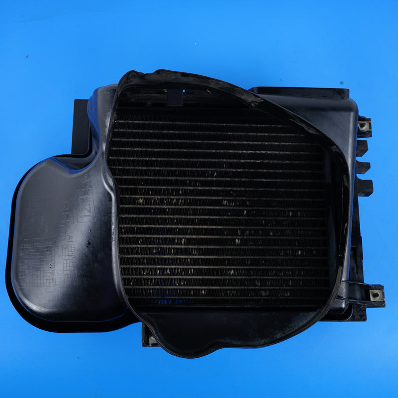 11-13 OEM BMW Engine Oil Cooler N63 X5 xDrive50i 7222870 E70