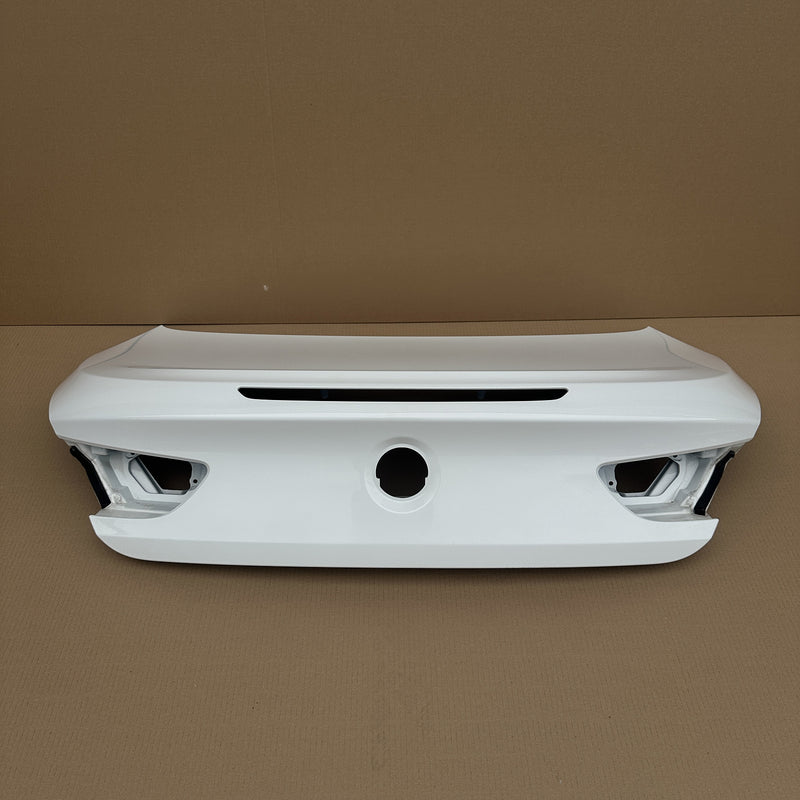 12-18 OEM BMW Trunk Lid M6 650i 640i Alpine White 3 7228478 F13