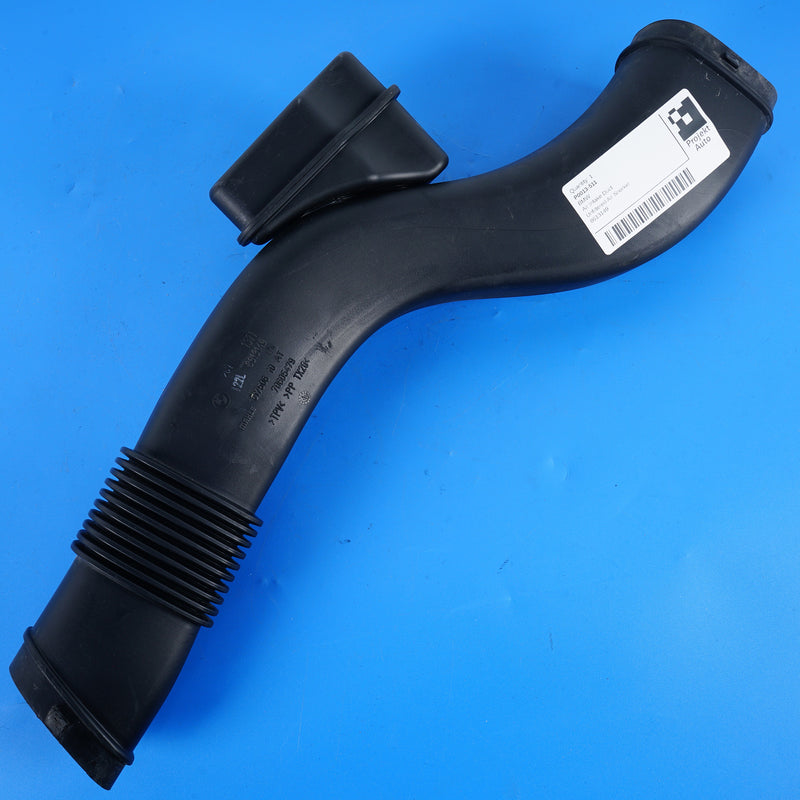 16-19 OEM BMW Right Air Intake Duct N63 8613149 G12 G30