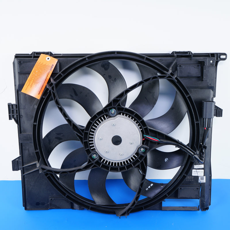 16-21 DEPO BMW Cooling Fan 850W *NEW- HAS CRACK* 8625441 F30 F22 F32 F36