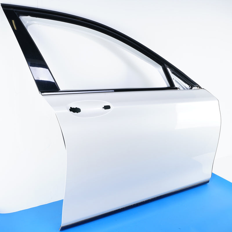 16-22 OEM BMW Front Right Passenger Door Mineral White Metallic 7 Series G12