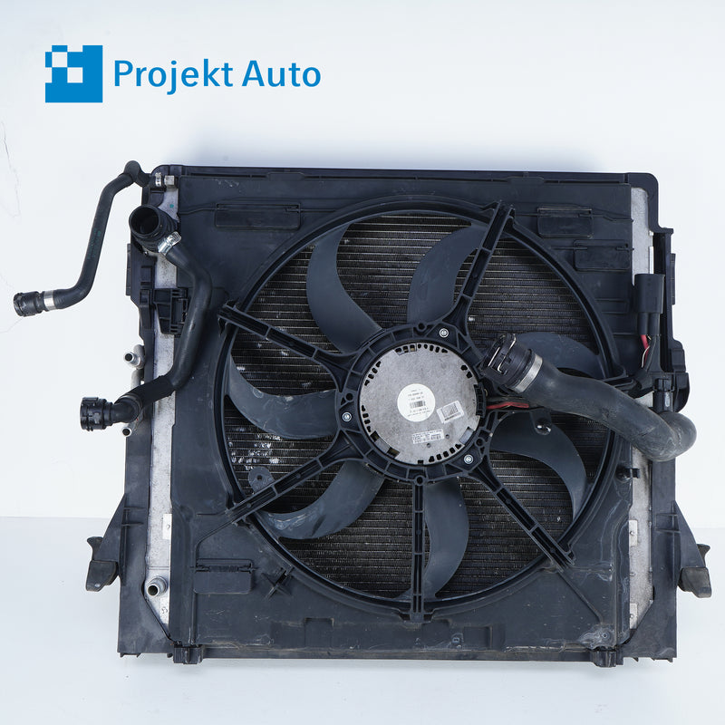 07-10 OEM BMW Radiator & Fan Assembly AC Condensor X5 4.8i 3.0si 7533538 E70